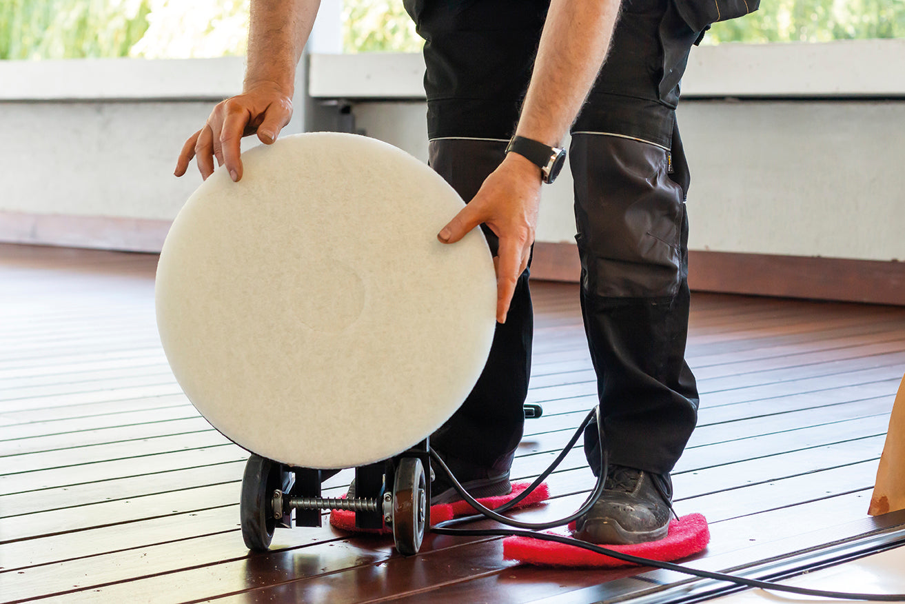 Tamponi per la rimozione dell'olio bianchi